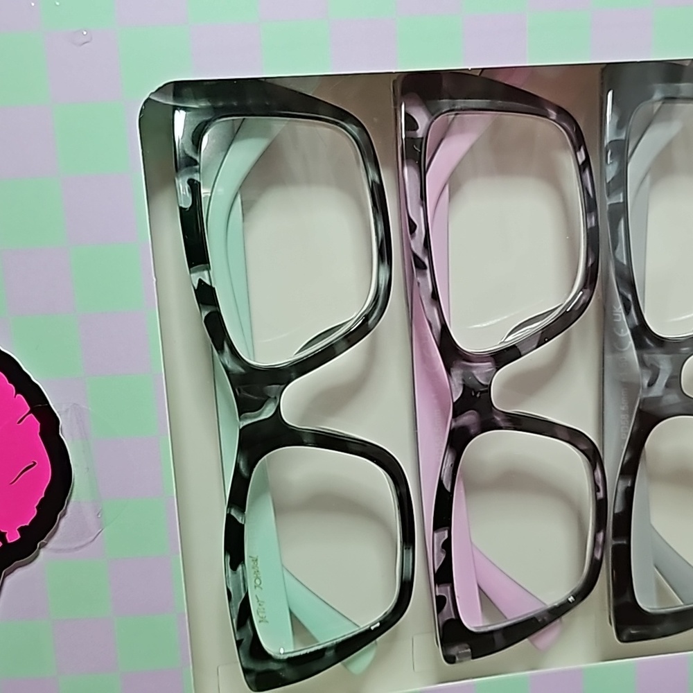 NWT BETSEY JOHNSON READING GLASSES + 150 👓 - Picture 4 of 11